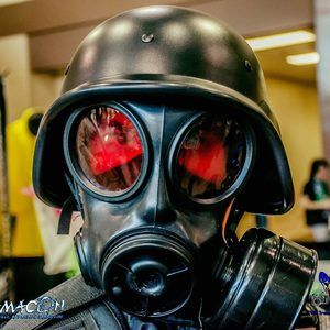 Meet your Posher, Em